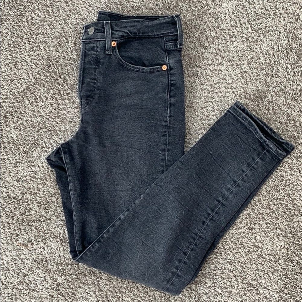 Black Levi’s!
